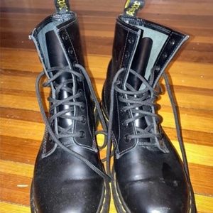 1460 doc martens